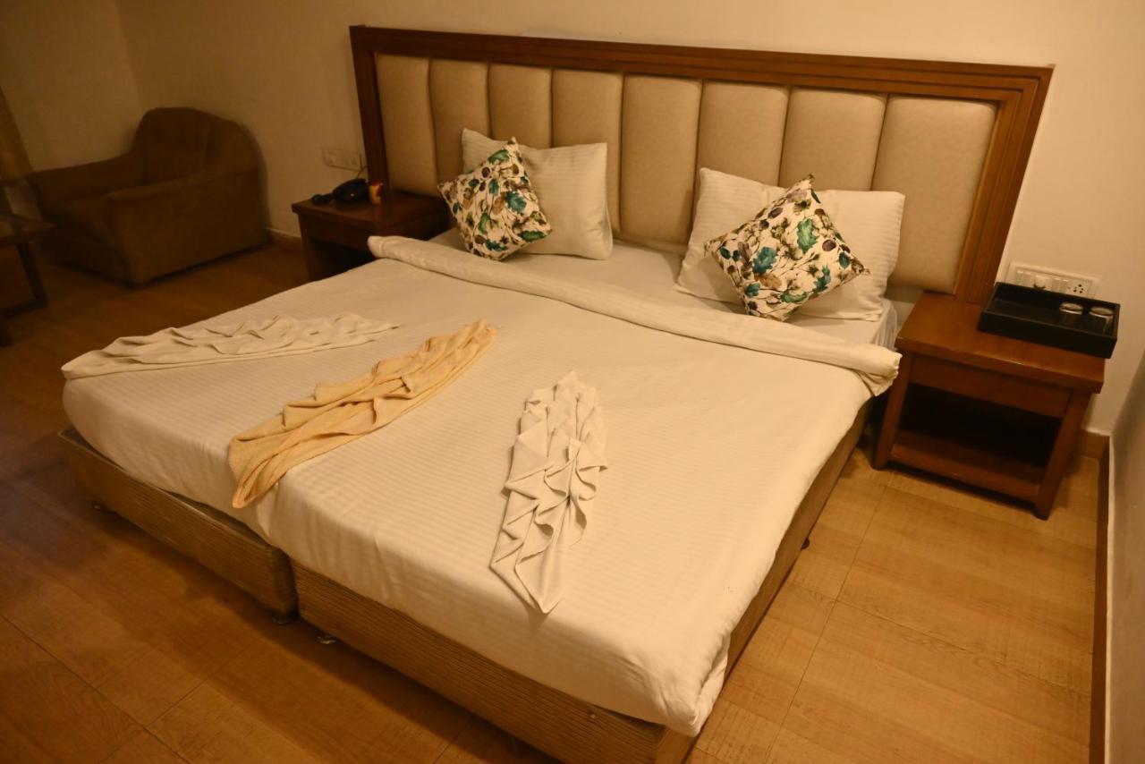 Hotel Sun Green Bhubaneswar Exterior foto